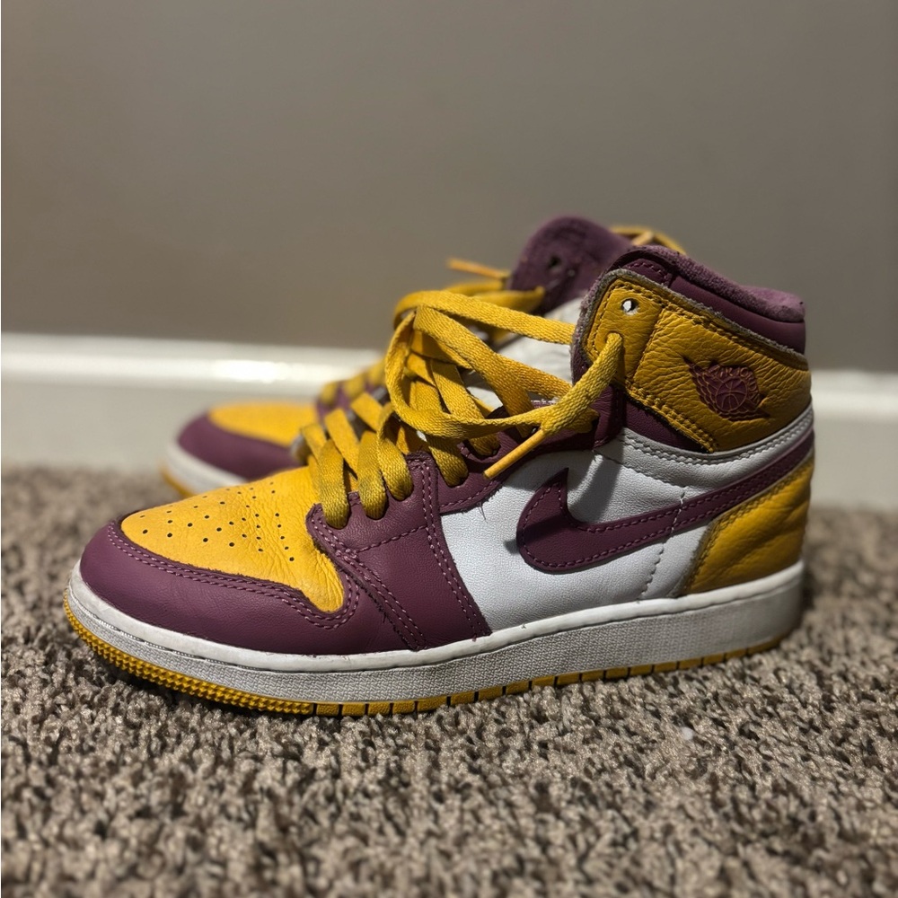 Jordan Women's Sneakers in Yellow and Purple